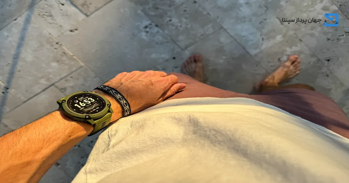 ساعت کروس Nomad